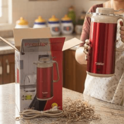 Prestige KLS-17 electric kettle.